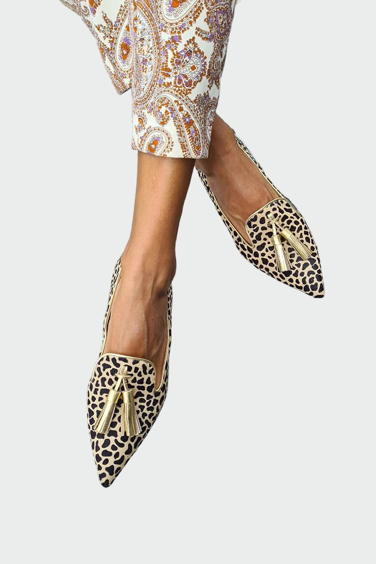 Mokasíny s špičatou špičkou a třásněmi