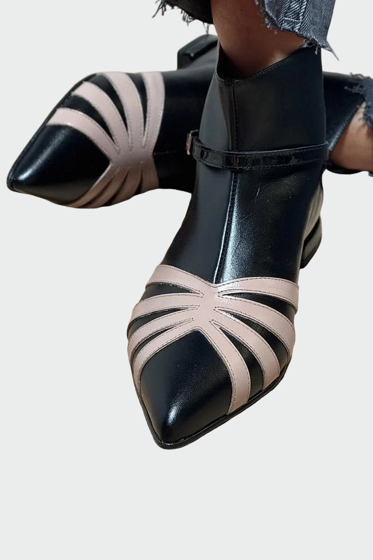 Geometrické kotníkové boty s špičatou špičkou