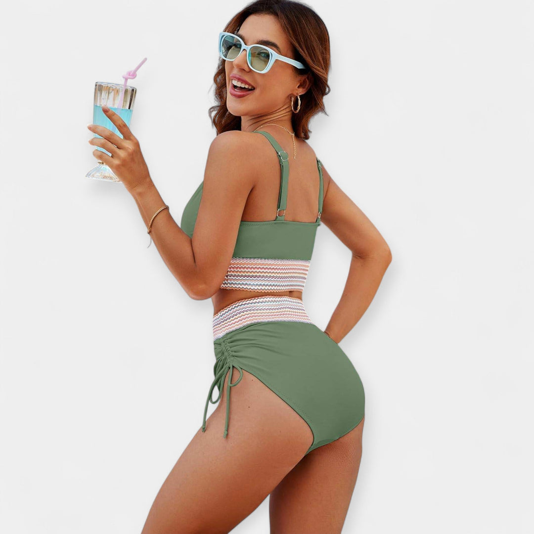 Vysoké bikiny s vyztužením