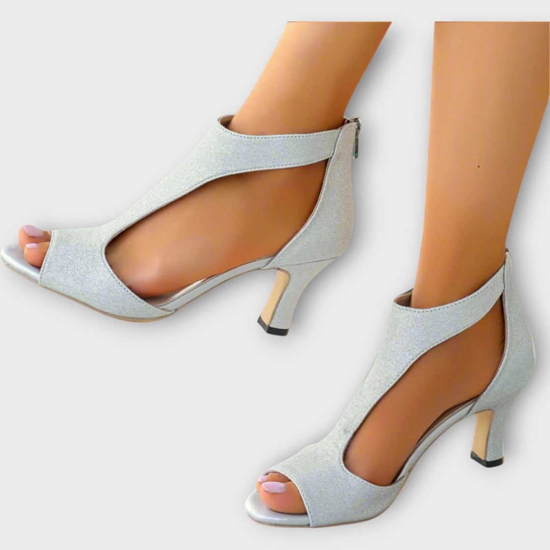 Elegantní a pohodlné sandály s podpatkem