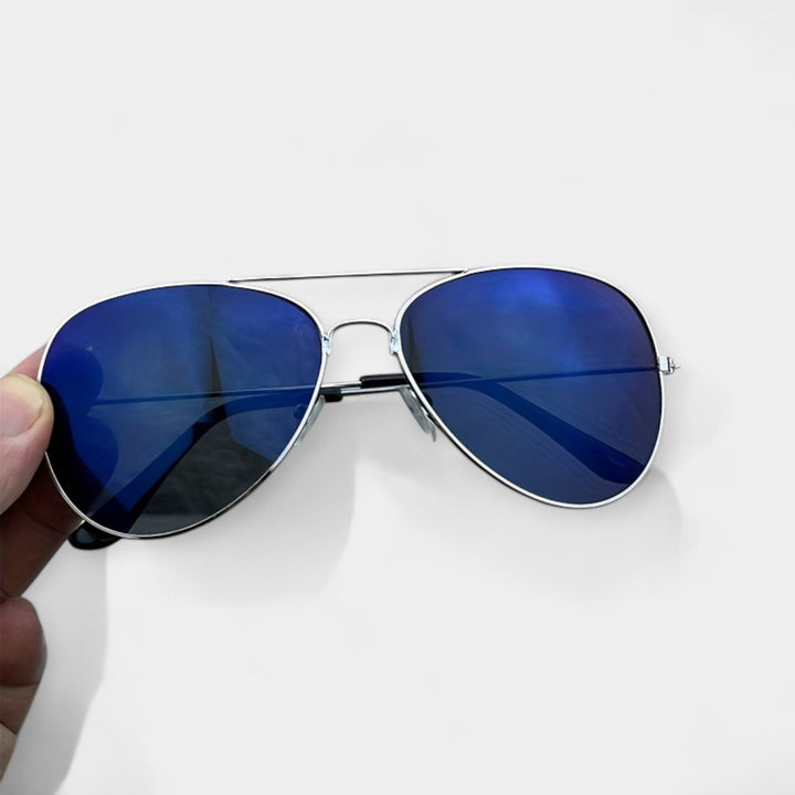 Retro sluneční brýle se zrcadlem