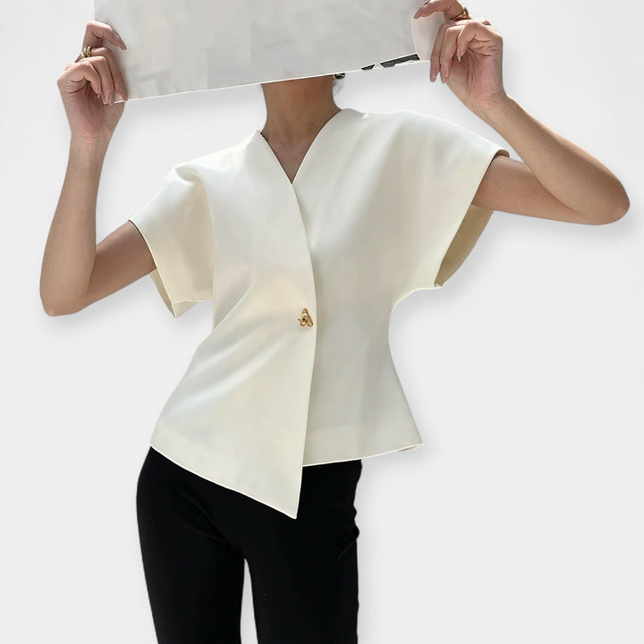 Minimalistický elegantní top