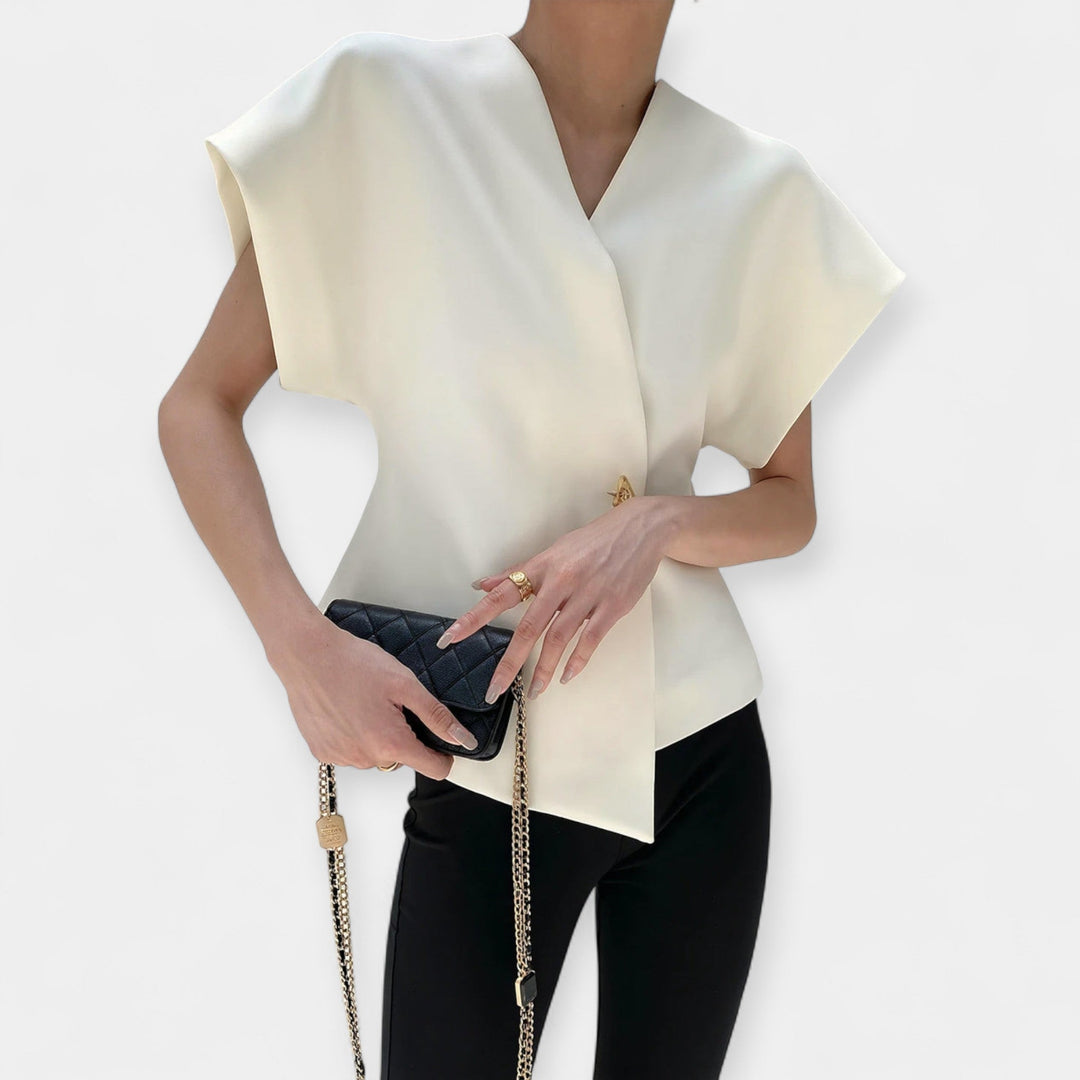 Minimalistický elegantní top