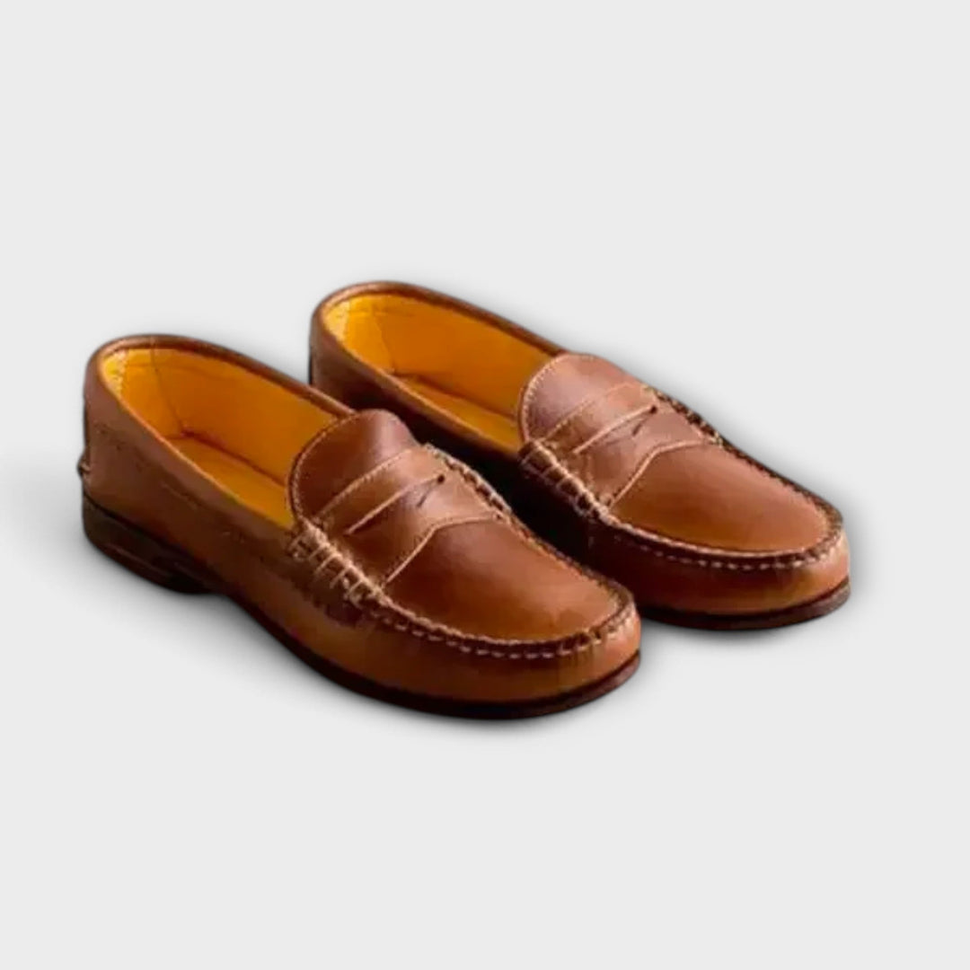 Klasické dámské loafers