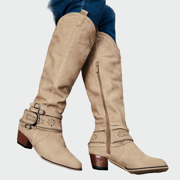 Retro kožený cowboy nábytek