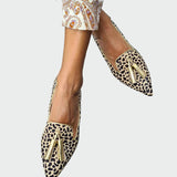 Mokasíny s špičatou špičkou a třásněmi