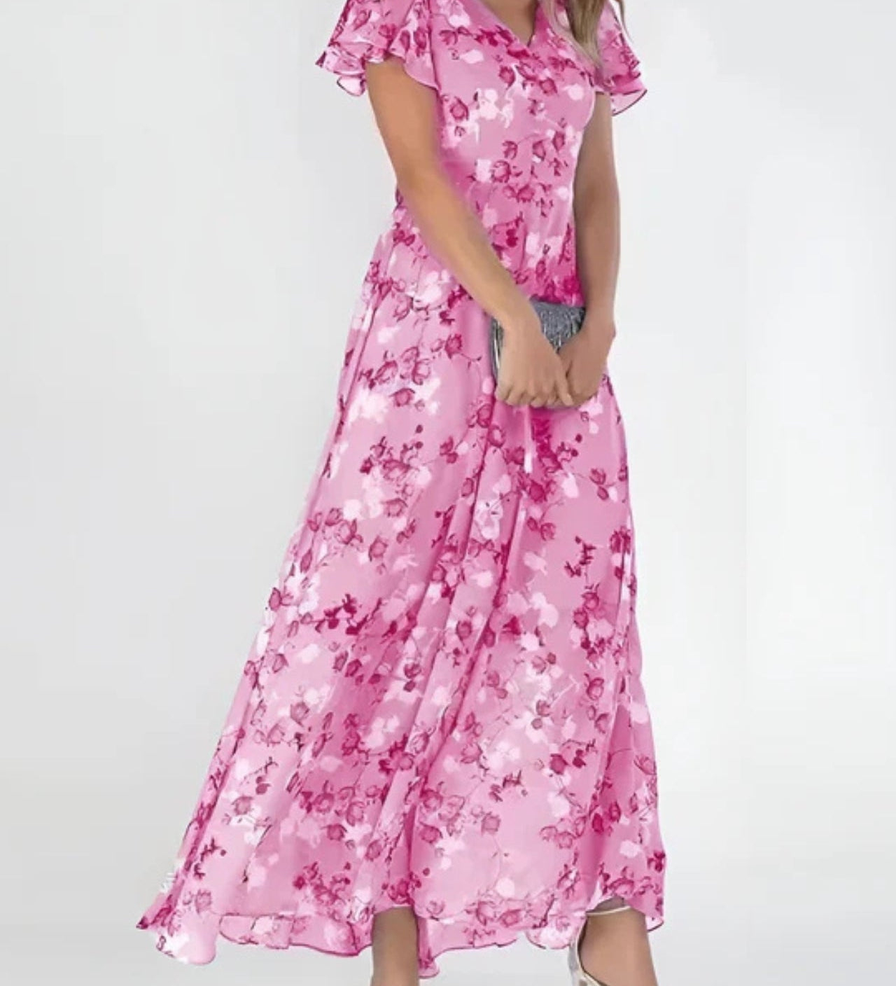 Elegantní Šaty Zakrývající Břicho