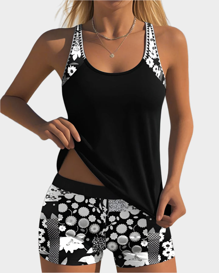 Pohodlné dvoudílné plavky s květinovým designem