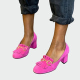 Boty s třásněmi a zlatou sponou