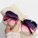 Dámské sluneční brýle s gradientním efektem