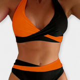 Bikini s kříženým výstřihem