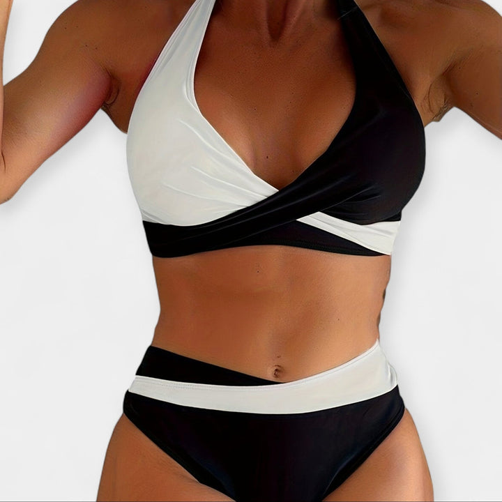 Bikini s kříženým výstřihem