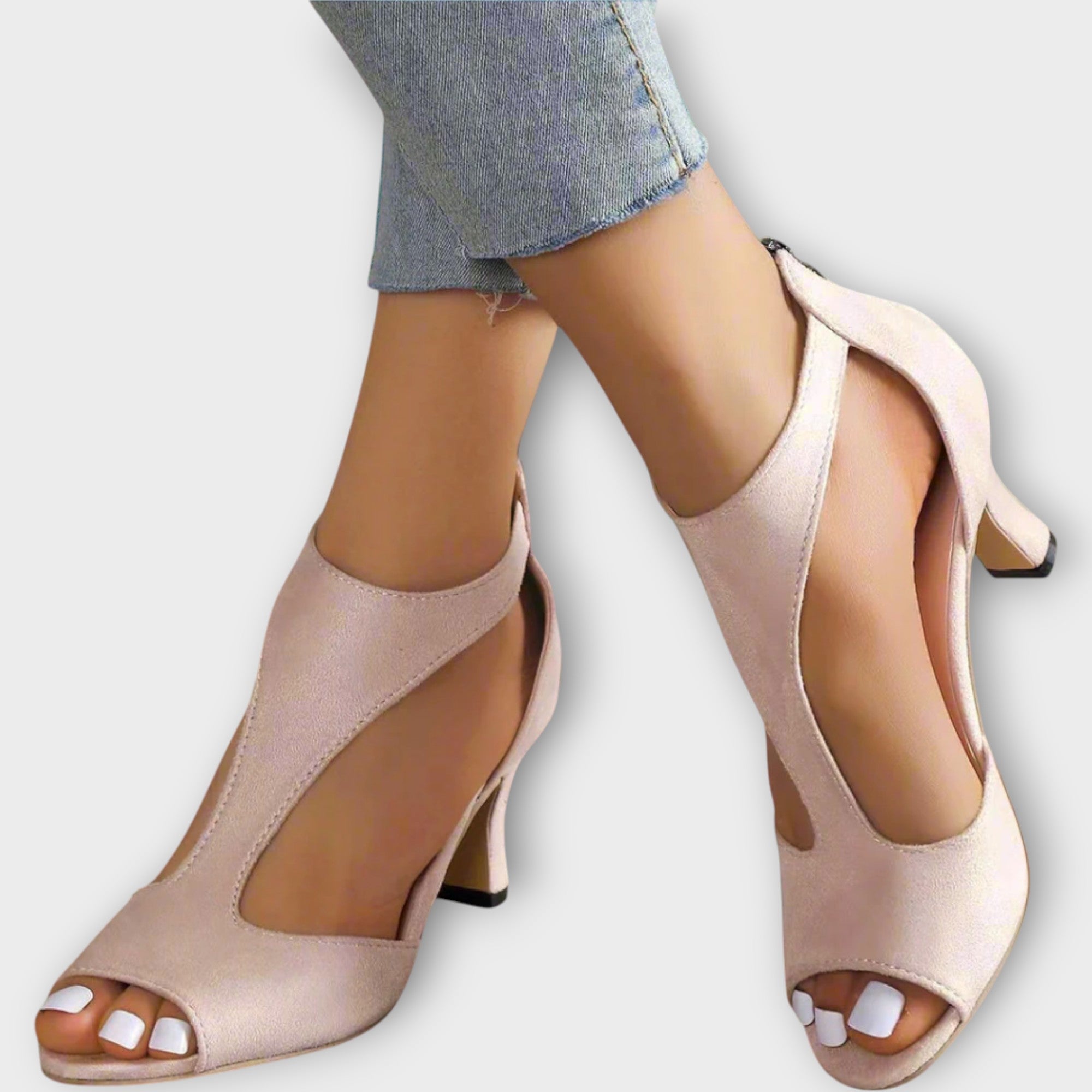 Elegantní a pohodlné sandály s podpatkem