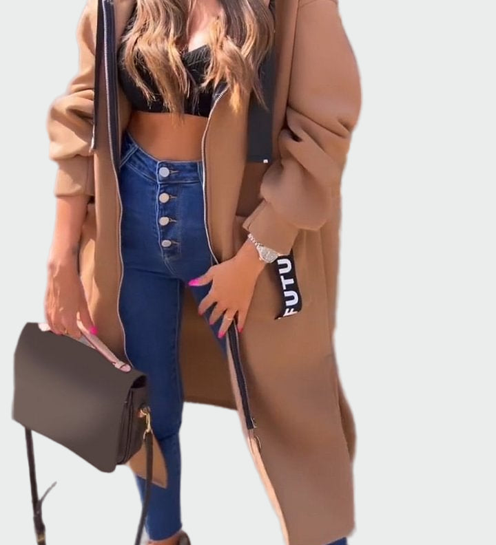 Dlouhý kabát s kapucí