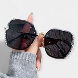 Dámské sluneční brýle s gradientním efektem