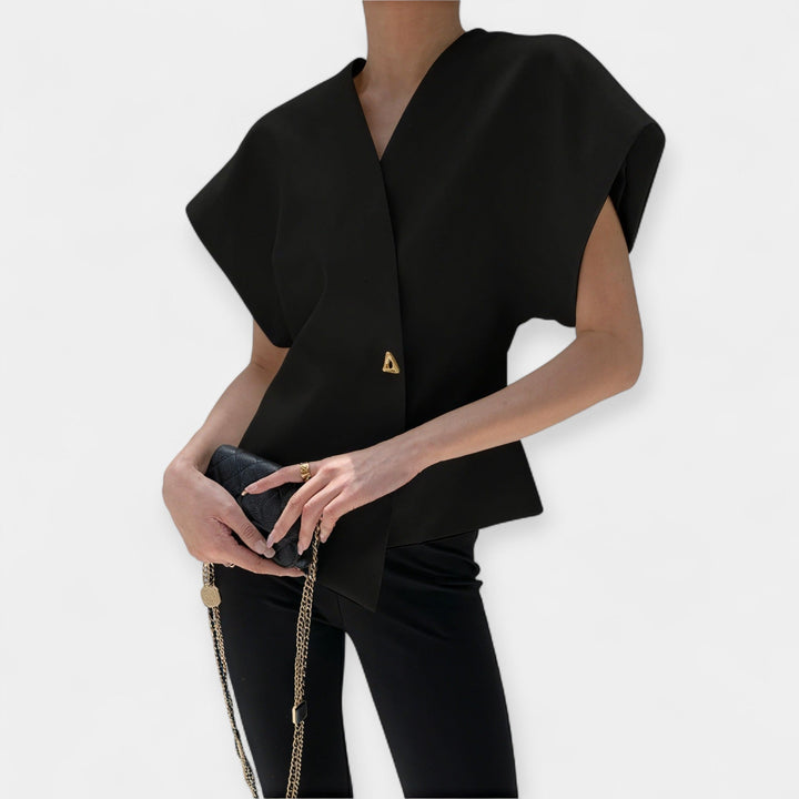 Minimalistický elegantní top
