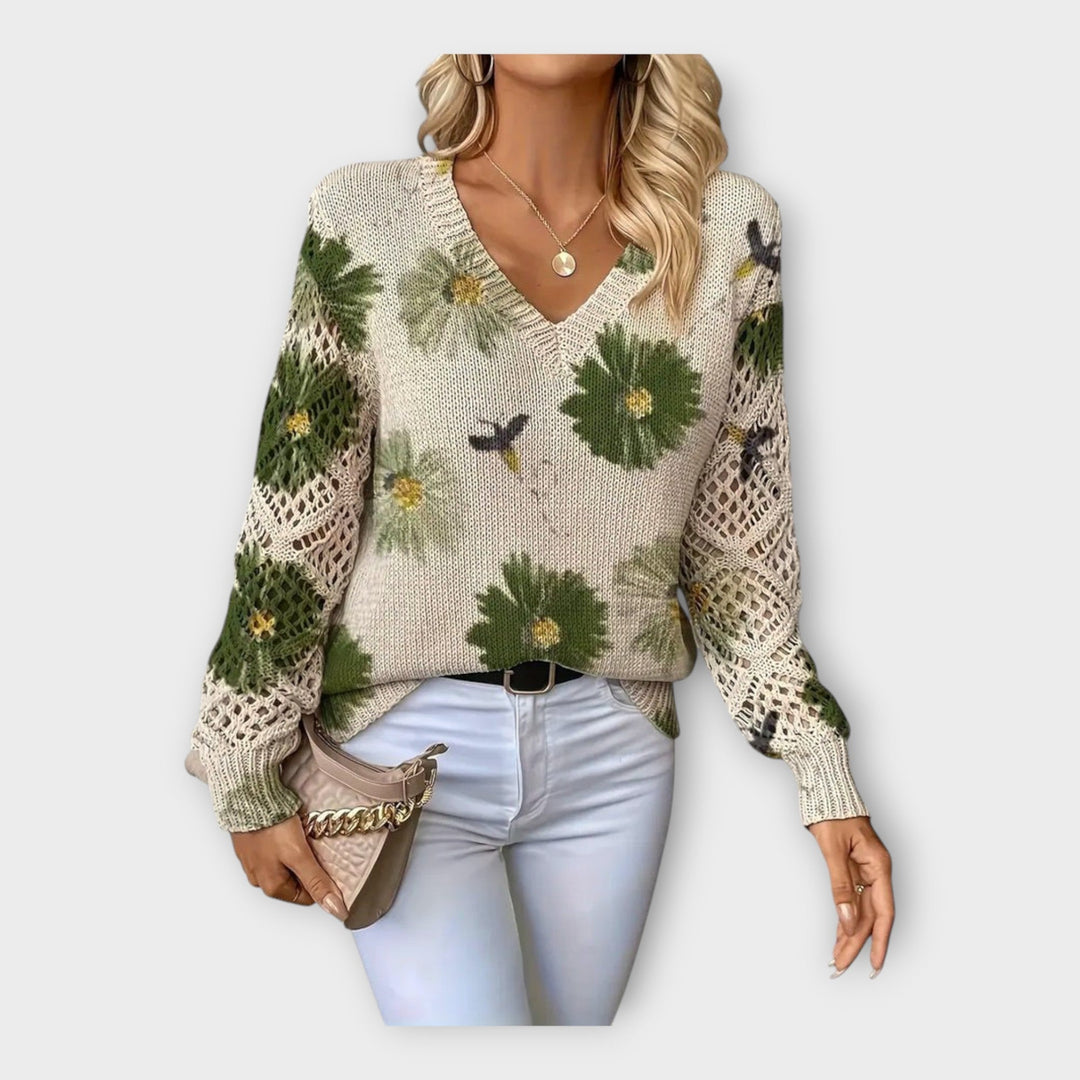 Pletená Blůza s Krajkovými Detaily