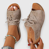 Saskia – Sandály ve vintage stylu