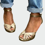 Sandály s dvoubarevnou patou