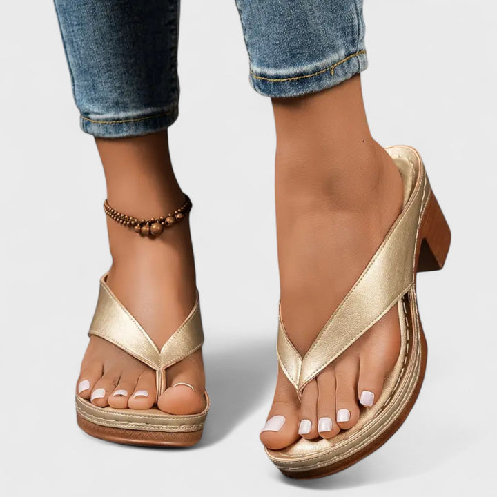 Petra - Ortopedické pantofle s podpatky