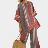 Oversize Daisy Salopeta z Lnu s Pruhy v Červené Korálové a Šedé, Moderní a Pohodlný Styl