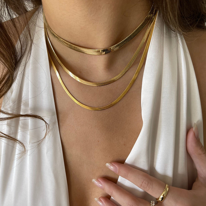 Lesklý Hadí Náhrdelník