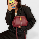 Cécile. - Retro taška