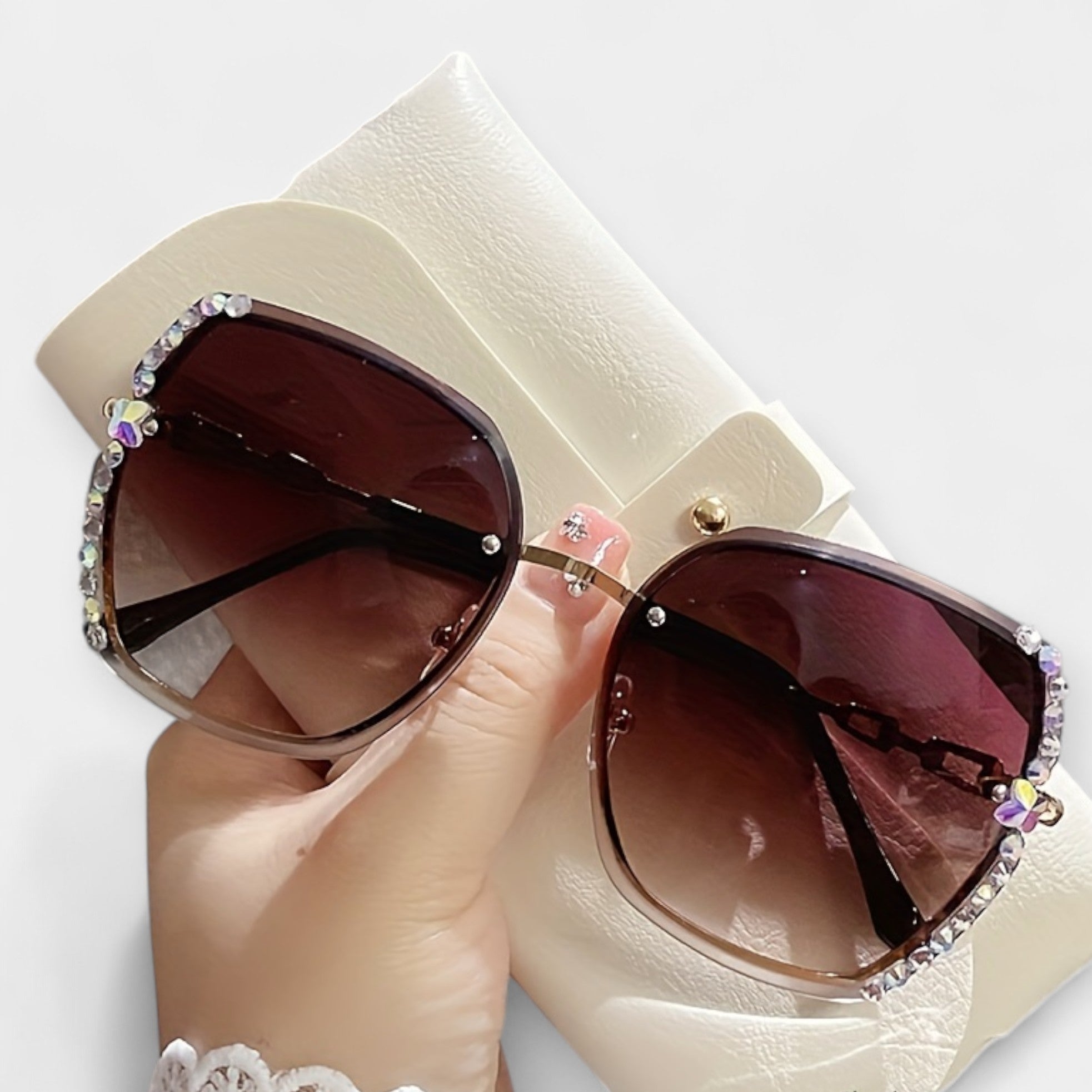 Dámské sluneční brýle s gradientním efektem