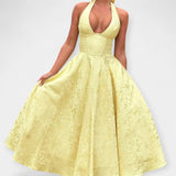 Midi šaty s otevřenými zády a stylovým korzetem