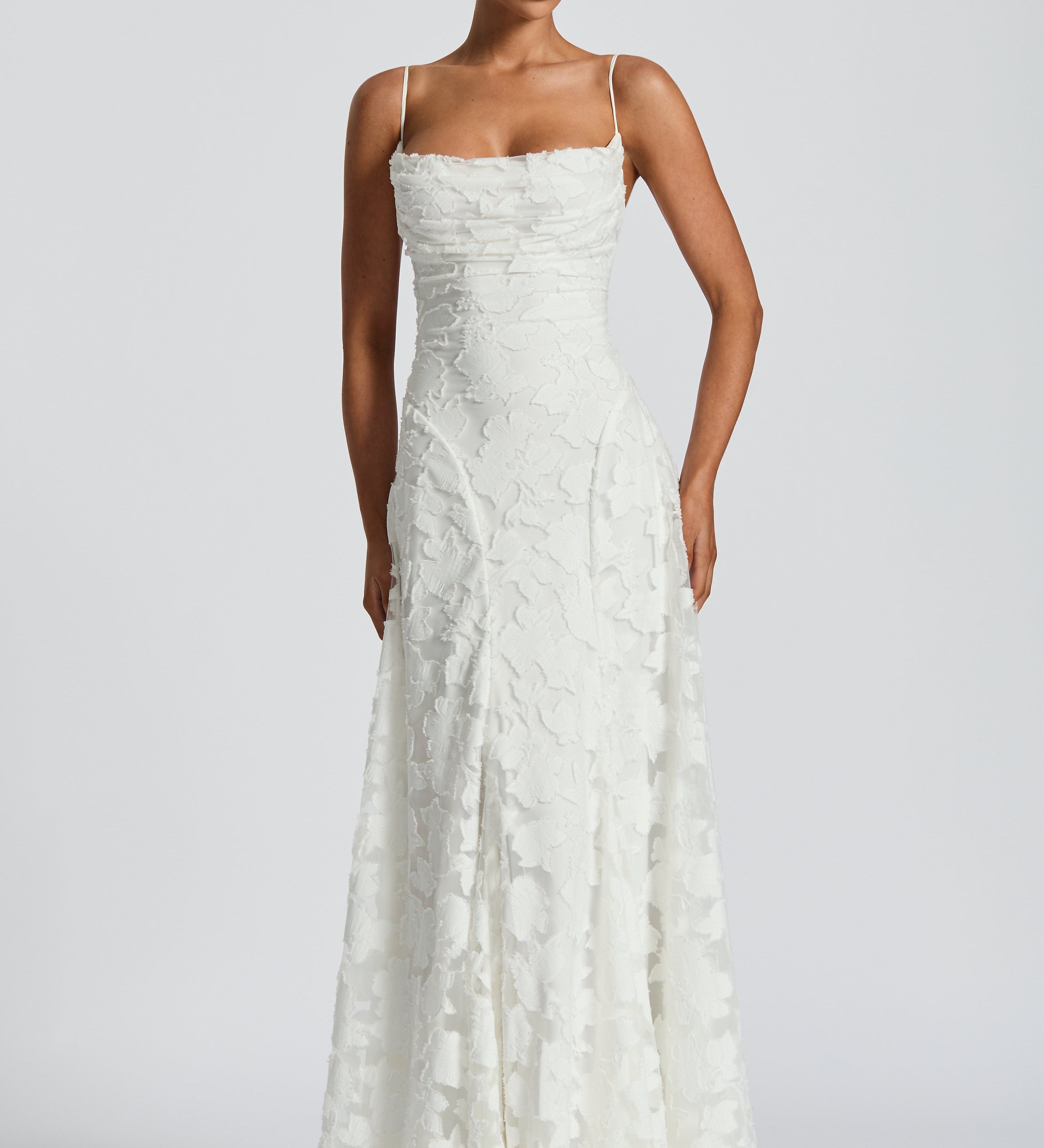 Clara Léon - Elegantní maxi šaty