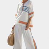 Sada etnický Daisy v bílé s detaily v modré a oranžové – jedinečný a živý styl